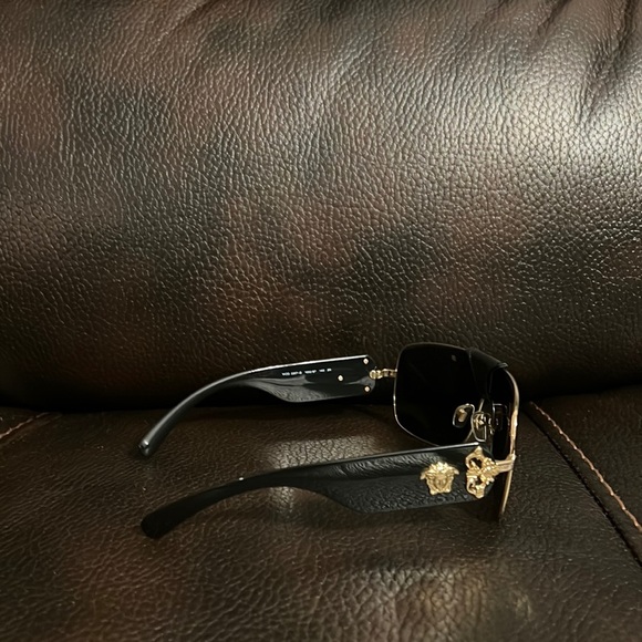 Versace unisex la Medusa Tinted logo monogram aviator sunglasses NWB - Picture 5 of 12